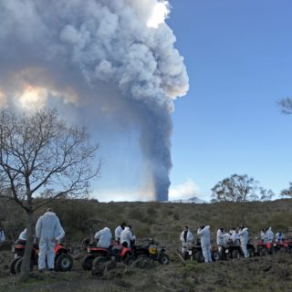 Gruppo Etna eruzione - Etna quad